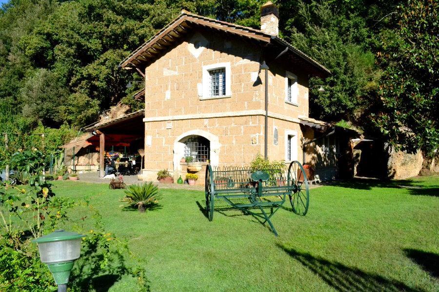 Agriturismo La Sorgente Di Nepi Hotel Екстериор снимка