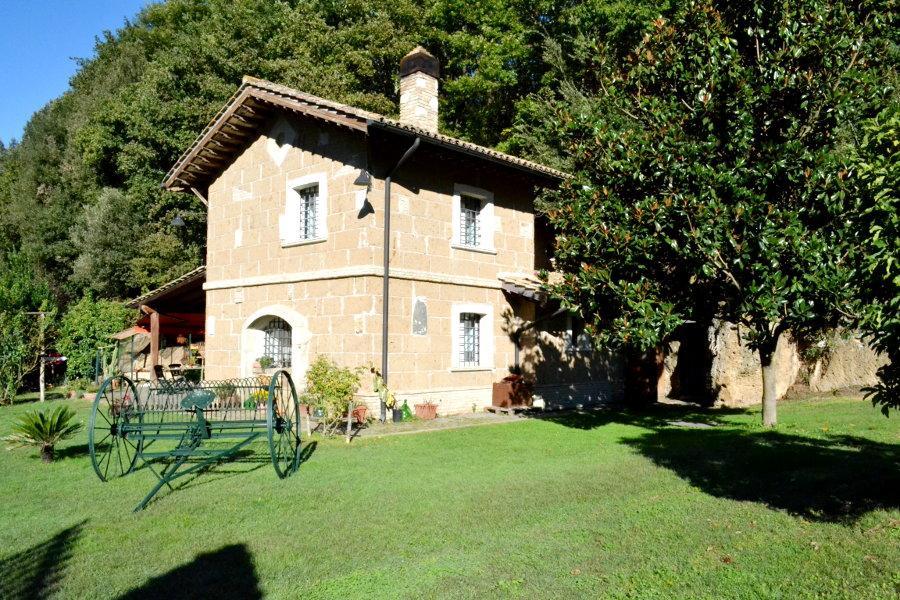 Agriturismo La Sorgente Di Nepi Hotel Екстериор снимка